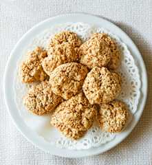 Brutti e buoni "moches mais bons"