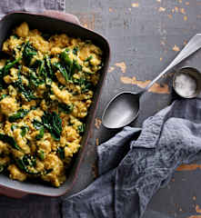 Arroz de coelho e espinafres