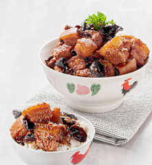 Hakka Char Yoke (Braised Pork With Black Fungi And Fermented Bean Curd)