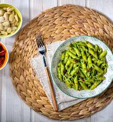Pasta al pesto di rucola e pomodori secchi (senza glutine)