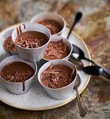 Mousse de chocolate com natas