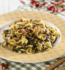 Orecchiette cime di rapa e seitan