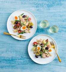 Salmon niçoise salad