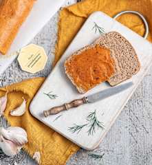 Masło pomidorowo-czosnkowe