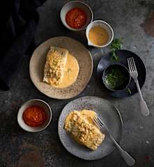 Bacalhau em sous-vide com molho de aneto e puré de pimentos assados