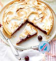 Kirsch-Baiser-Tarte