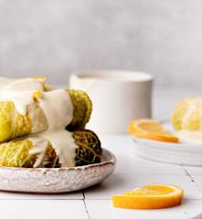 Rollitos de repollo con salmón