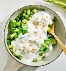 花生酸奶酱拌秋葵