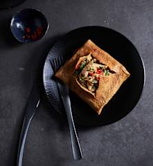 Gefüllte Thai-Hähnchen-Omelettes