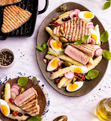 Asperges au thon et vinaigrette au citron