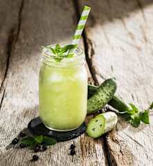 Gurken-Gin-Slush