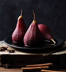 Pere al vino rosso a Cottura Lenta