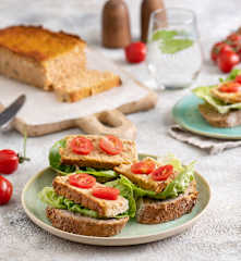 Pasztet z mięsa i warzyw z rosołu