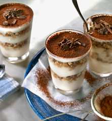 Vegan tiramisu