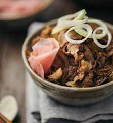 牛肉盖饭
