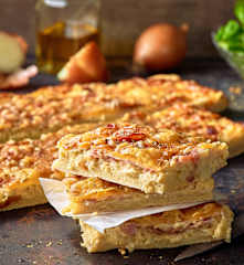 Zwiebelkuchen vom Blech (Rheinland-Pfalz)