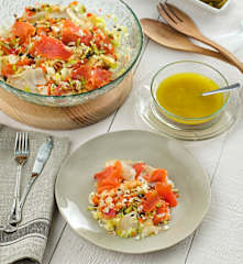 Ensalada de ahumados con vinagreta de alcaparras, mostaza y miel