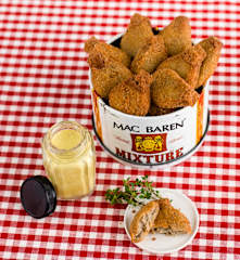 Nuggets de cogumelos com molho de coco e açafrão