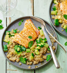 Cabillaud vapeur au paprika, quinoa et courgettes
