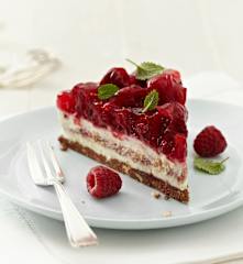 Himbeer-Nougat-Crunch-Torte