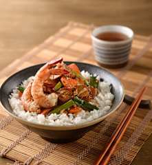 紅燒鮮蝦豆腐蓋飯