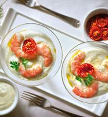 Mazzancolle su salsa yogurt e pomodorini confit