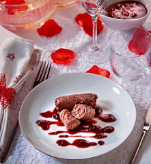 Involtini di manzo con salsa ai frutti rossi (per 2 persone)