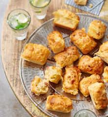 Minicakes au fromage et aux lardons