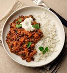 Speedy bean and chorizo chilli with rice