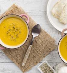 Vellutata di verdure e pesce al vapore