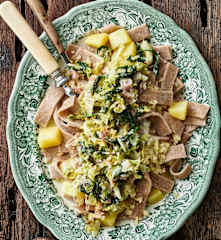 Puschlaver Pizzoccheri mit Gemüse