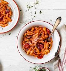 Macarrones con chorizo para 12