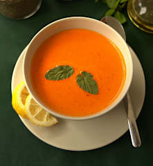 Közlenmiş Kırmızı Biber Çorbası