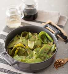 Tirabeques crujientes y picantes