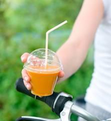 Smoothie melon-jabłko-marchew