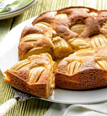 Apple cake