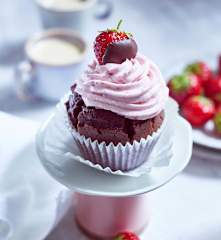 Erdbeer-Schoko-Cupcakes mit Eierlikör