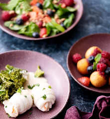 Menù: Involtini di sogliola agli agrumi, spinaci; frittelle con composta di frutti (Bimby Friend)