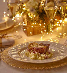 Pancia di maiale con composta di mele