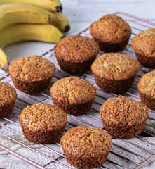 Easy banana muffins