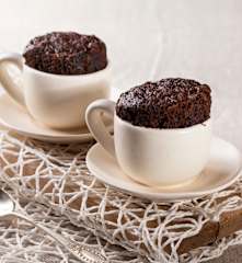Bolo de caneca extra preto