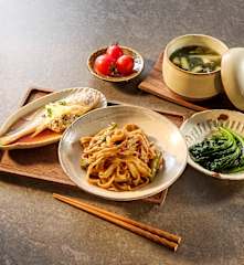 晚餐（河南蒸面、三宝小黄鱼、椒麻茼蒿菜和紫菜玉米笋蛋汤）