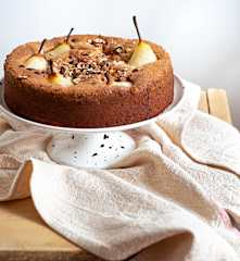 Gâteau aux poires et noisettes