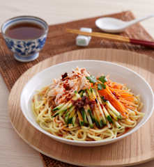 椒麻三絲涼麵