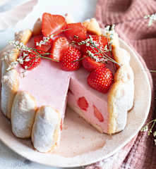 Charlotte aux fraises