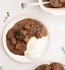 Estofado de cerdo al oporto y puré de coliflor TM6