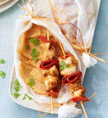 Papillotes de poulet au chorizo et céleri-rave