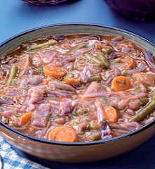 Zuppa di fagiolini e cavolo rosso