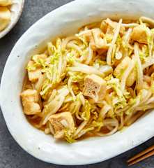 娃娃菜焖油豆腐