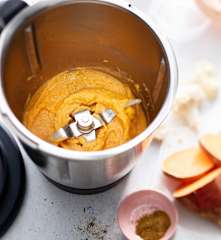 Sweet potato, cauliflower and cumin purée (first foods)